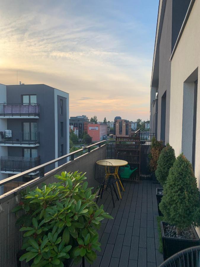 Apartamento Two-Levels Penthouse With A Garden In The City Center Łódź Exterior foto